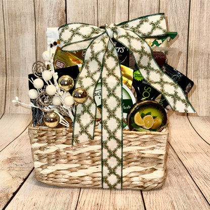 Holiday Snack Gift Basket